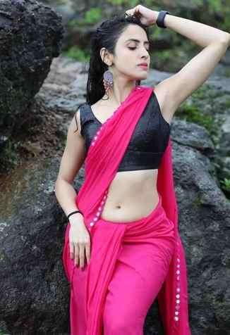 Cash on delivery call girl in Mumbai