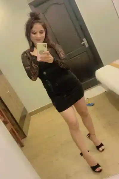 Cash on delivery call girl in Mumbai